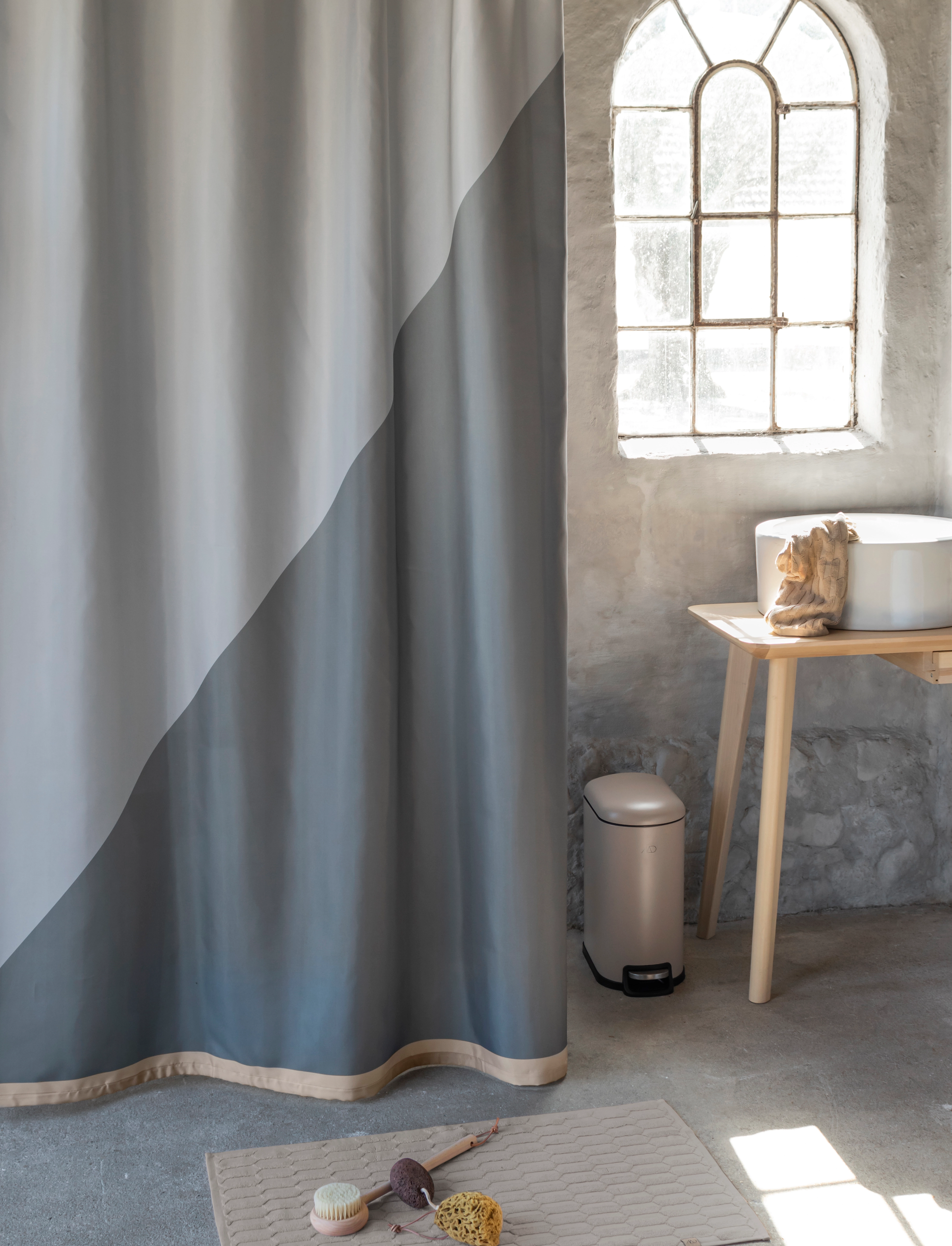 Mette Ditmer Duet Shower Curtain, 150X200 cm, Bathroom Textiles, Grau - Curtains, Homeware