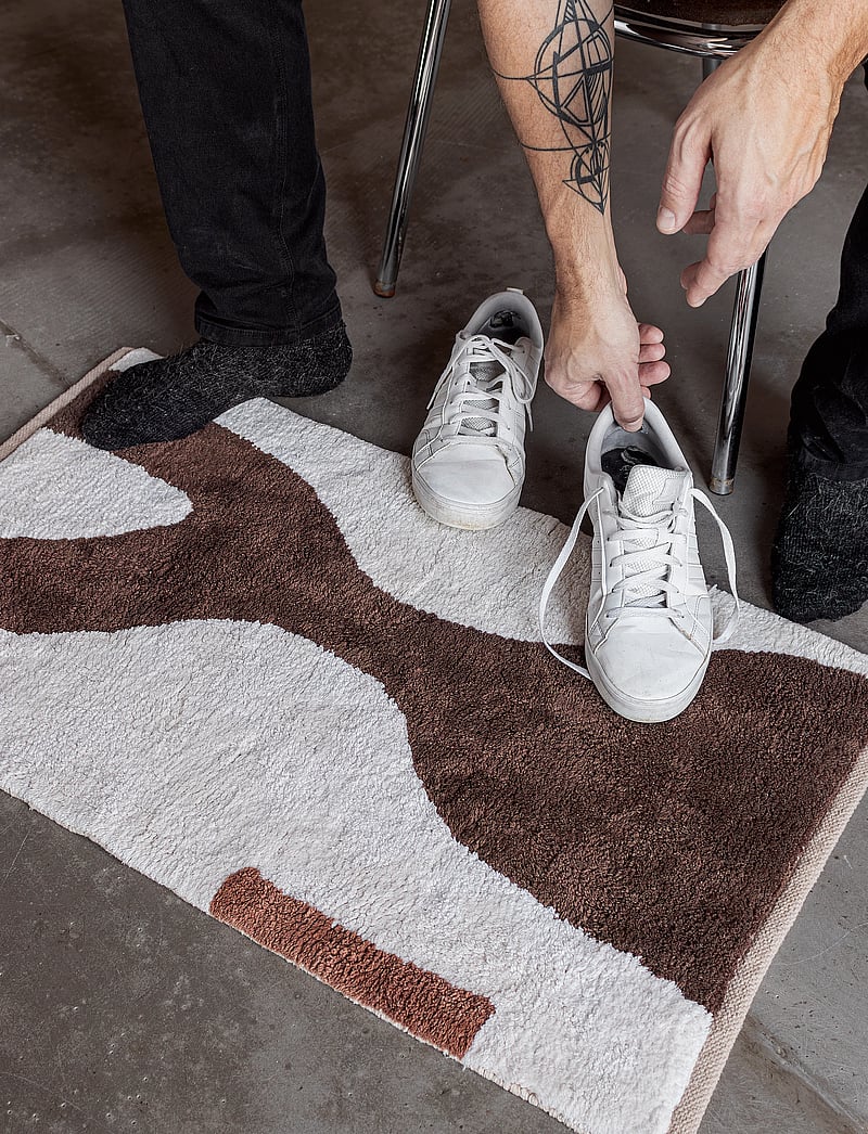 Mette Ditmer - FIGURA rug - shop by price - brown - 2