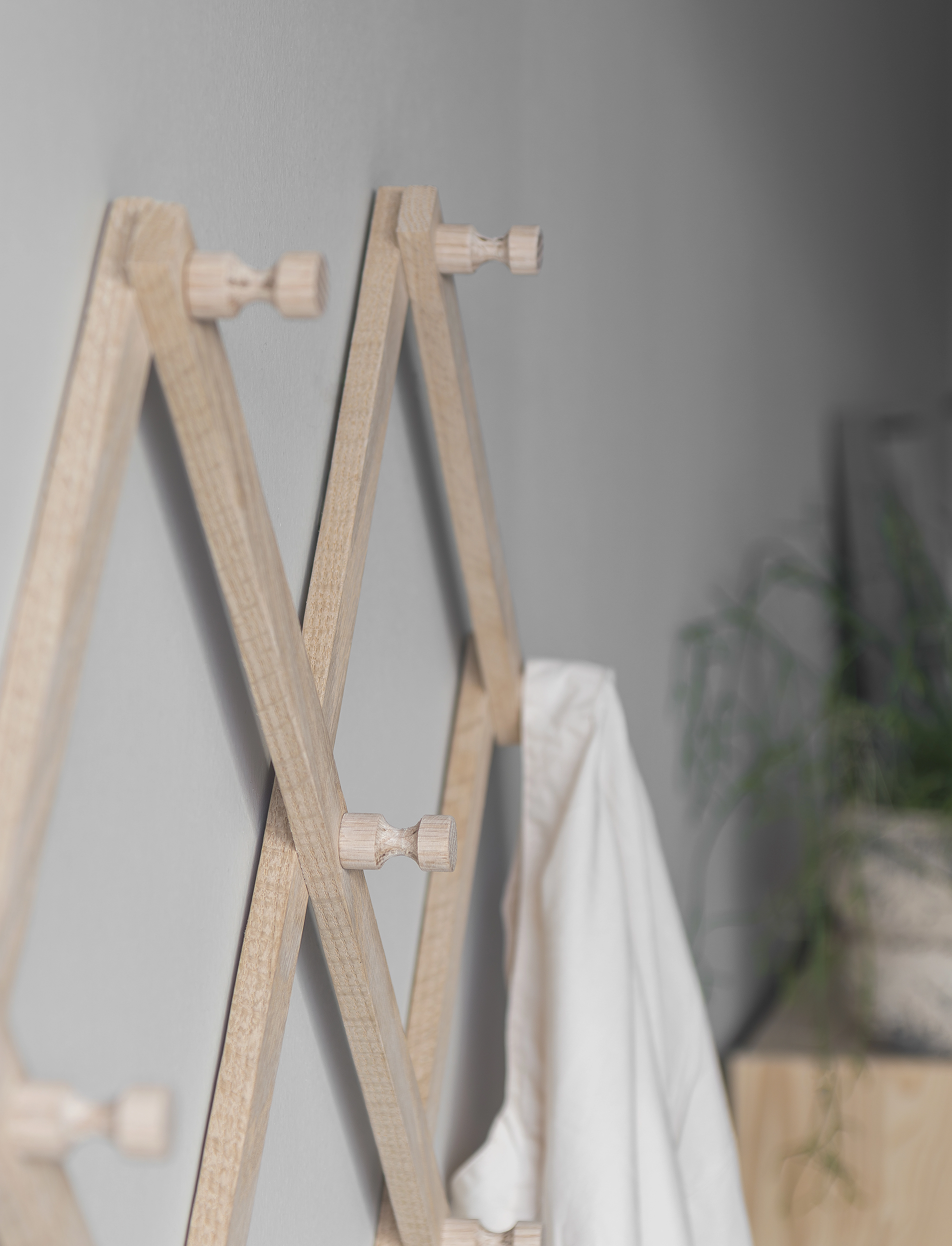 Mette Ditmer - FLEX rack, natural - coat hooks & racks - natural - 5