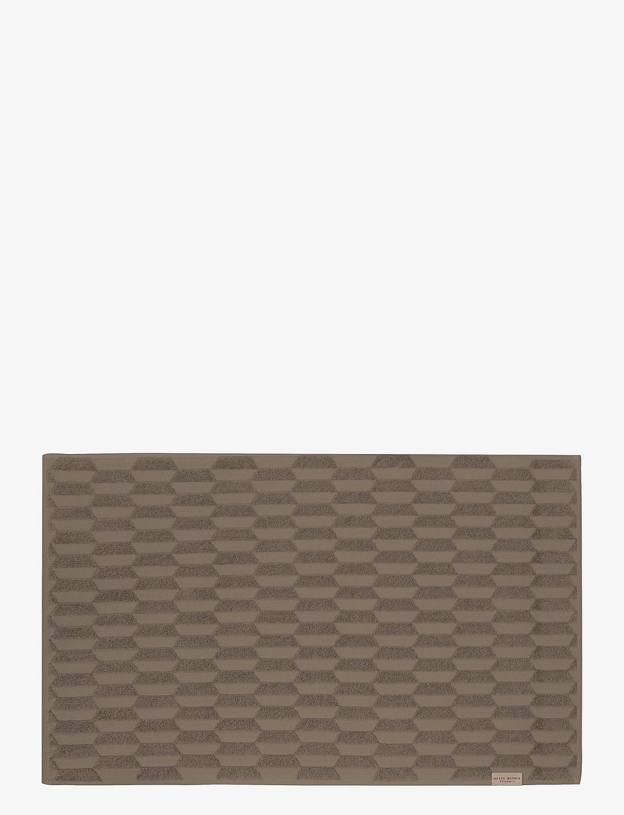 Mette Ditmer - GEO bath mat - vaibad - nougat - 1