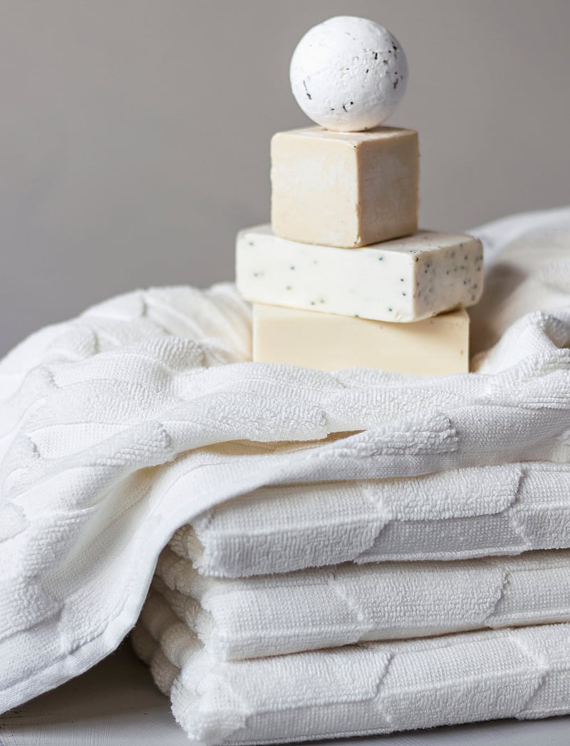 Mette Ditmer - GEO Guest towel - gästehandtücher - off-white - 1