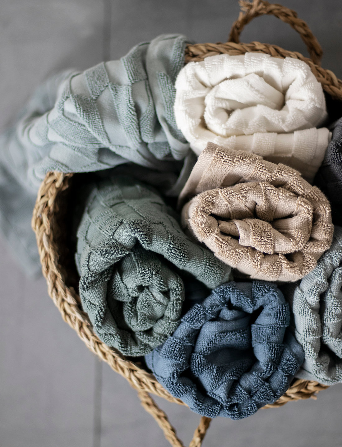 Mette Ditmer - GEO Towel - hand towels - off-white - 2