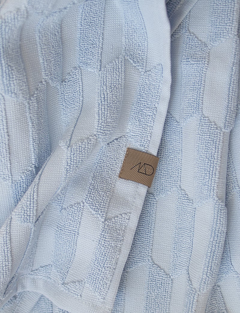 Mette Ditmer - GEO towel - handtücher - light blue - 2