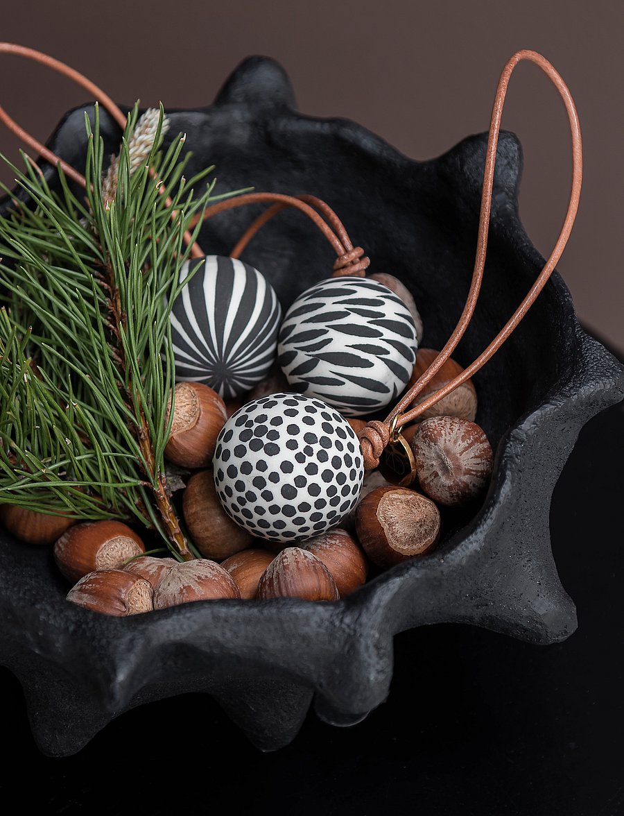 Mette Ditmer - GLOBE baubles, 3-pack - die niedrigsten preise - black - 4