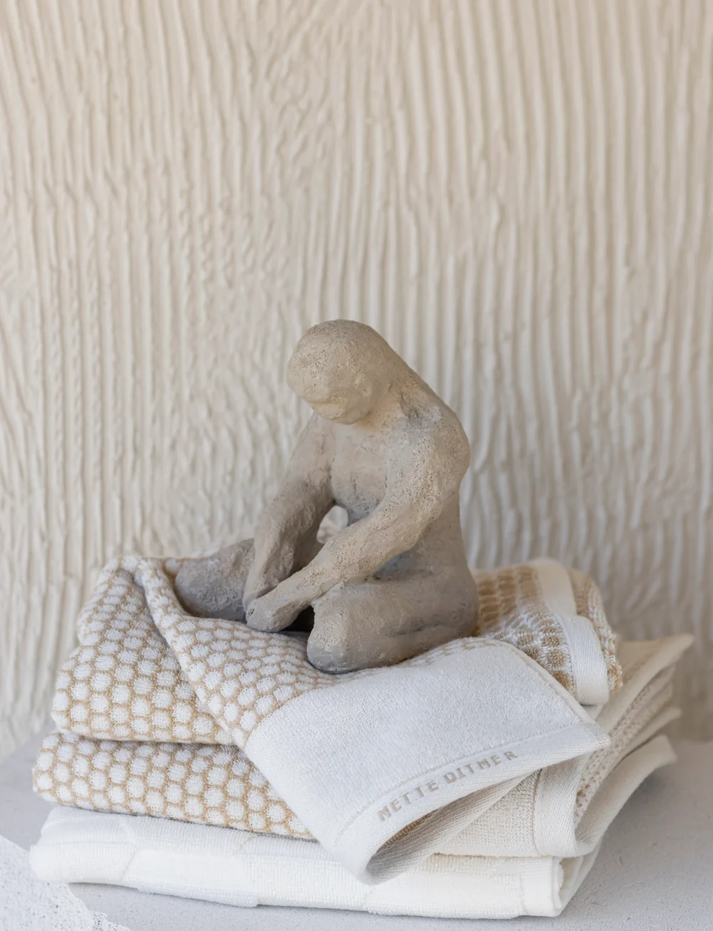Mette Ditmer - GRID bath towel - gästhanddukar - sand / off-white - 3