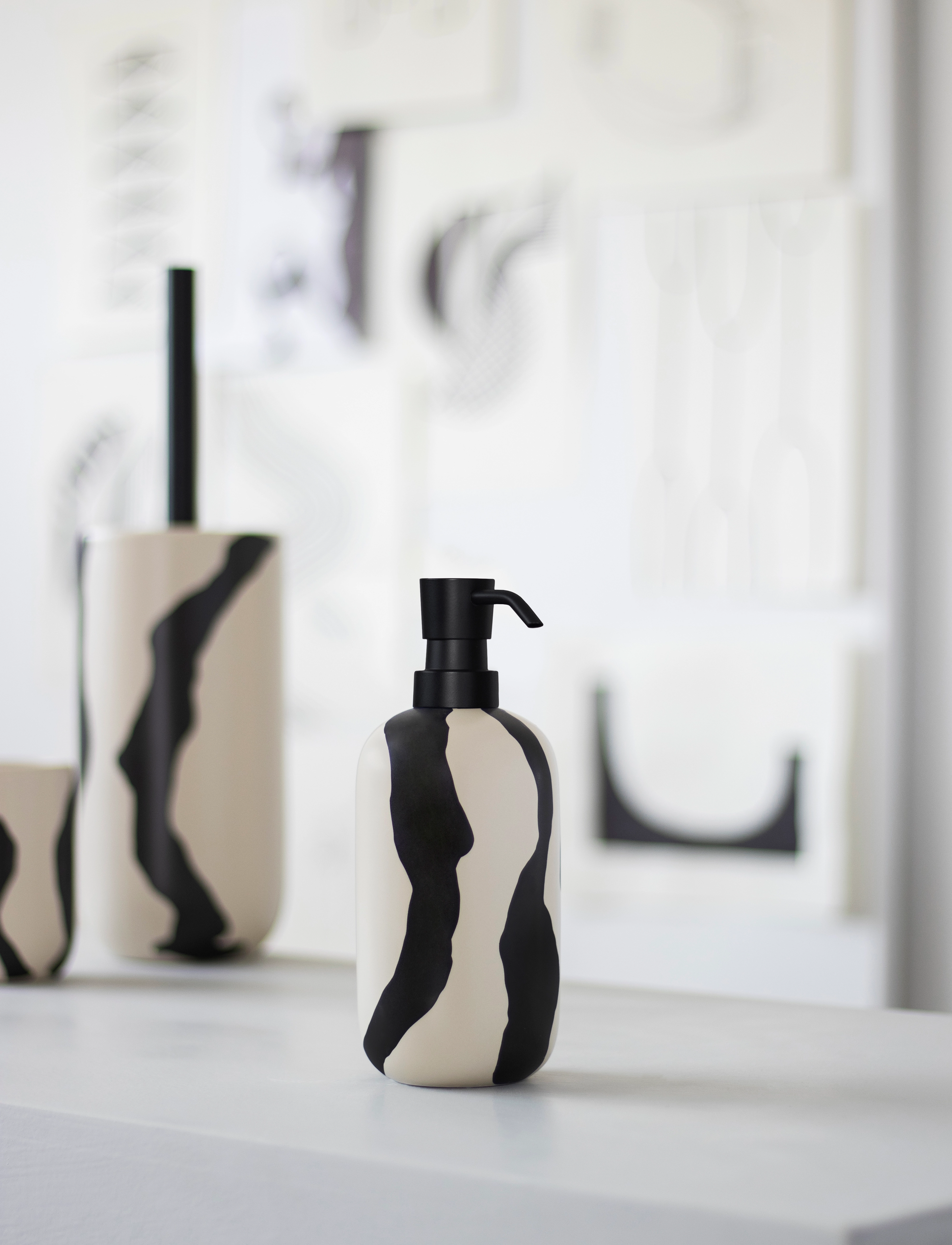 Mette Ditmer - ICON dispenser tall - off-white - 2