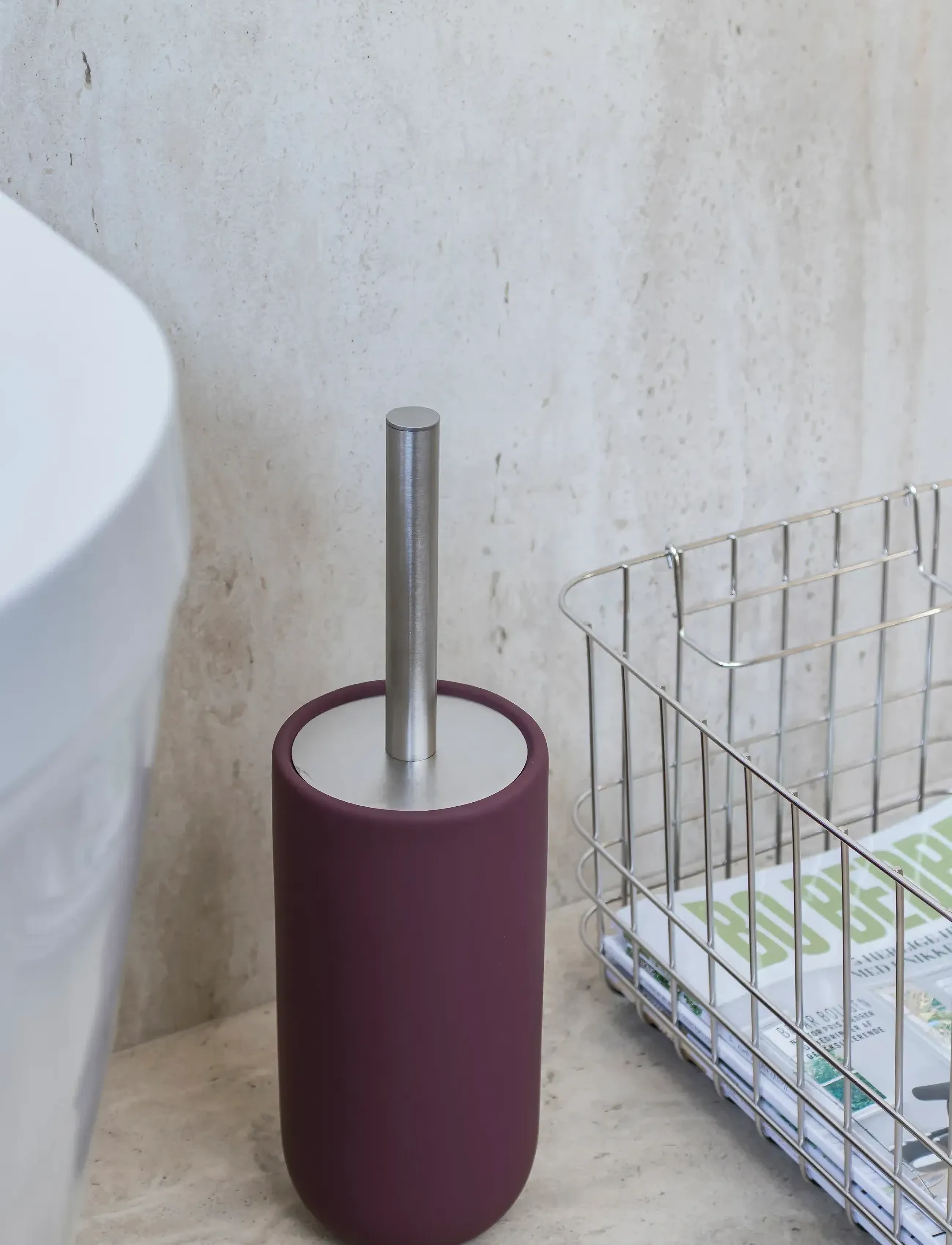 Mette Ditmer Lotus Play Toilet Brush Holder (2 Handles), H21XØ10 cm, Bathroom Interior, Burgunderrot - Brushes, Homeware