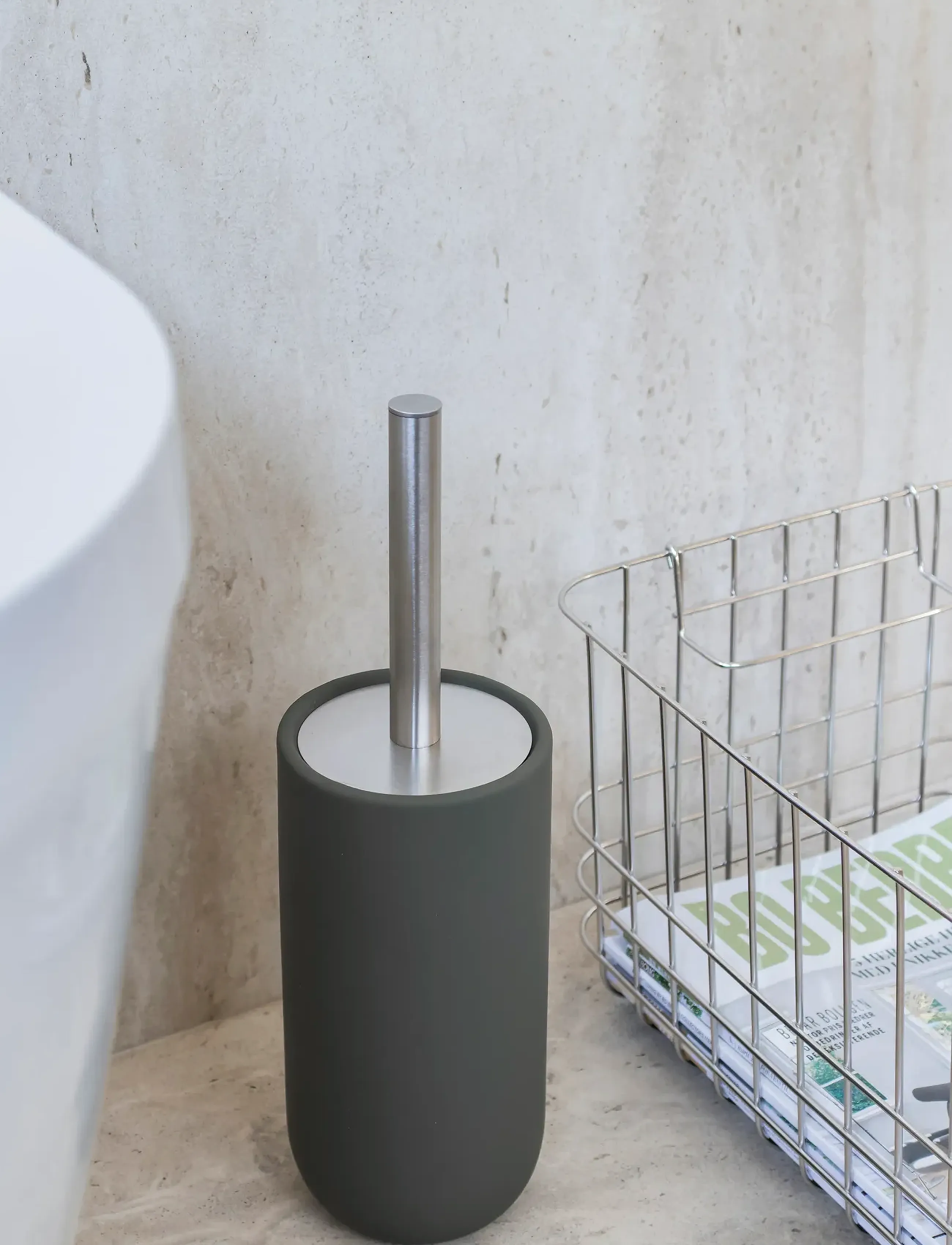 Mette Ditmer Lotus Play Toilet Brush Holder (2 Handles), H21XØ10 cm, Bathroom Interior, Khakigrün - Brushes, Homeware