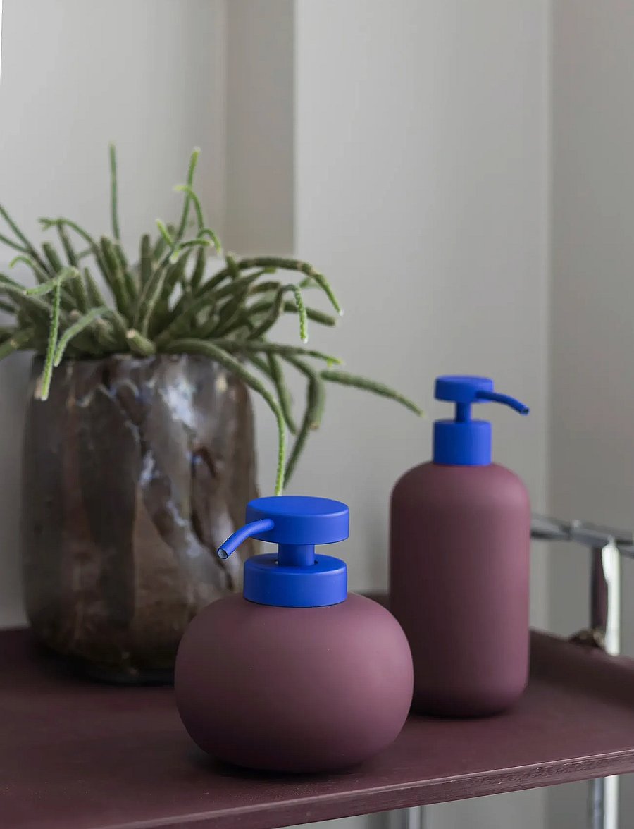 Mette Ditmer - LOTUS PLAY dispenser, low (2 pumps) - seifenspender & seifenschalen - wine - 5