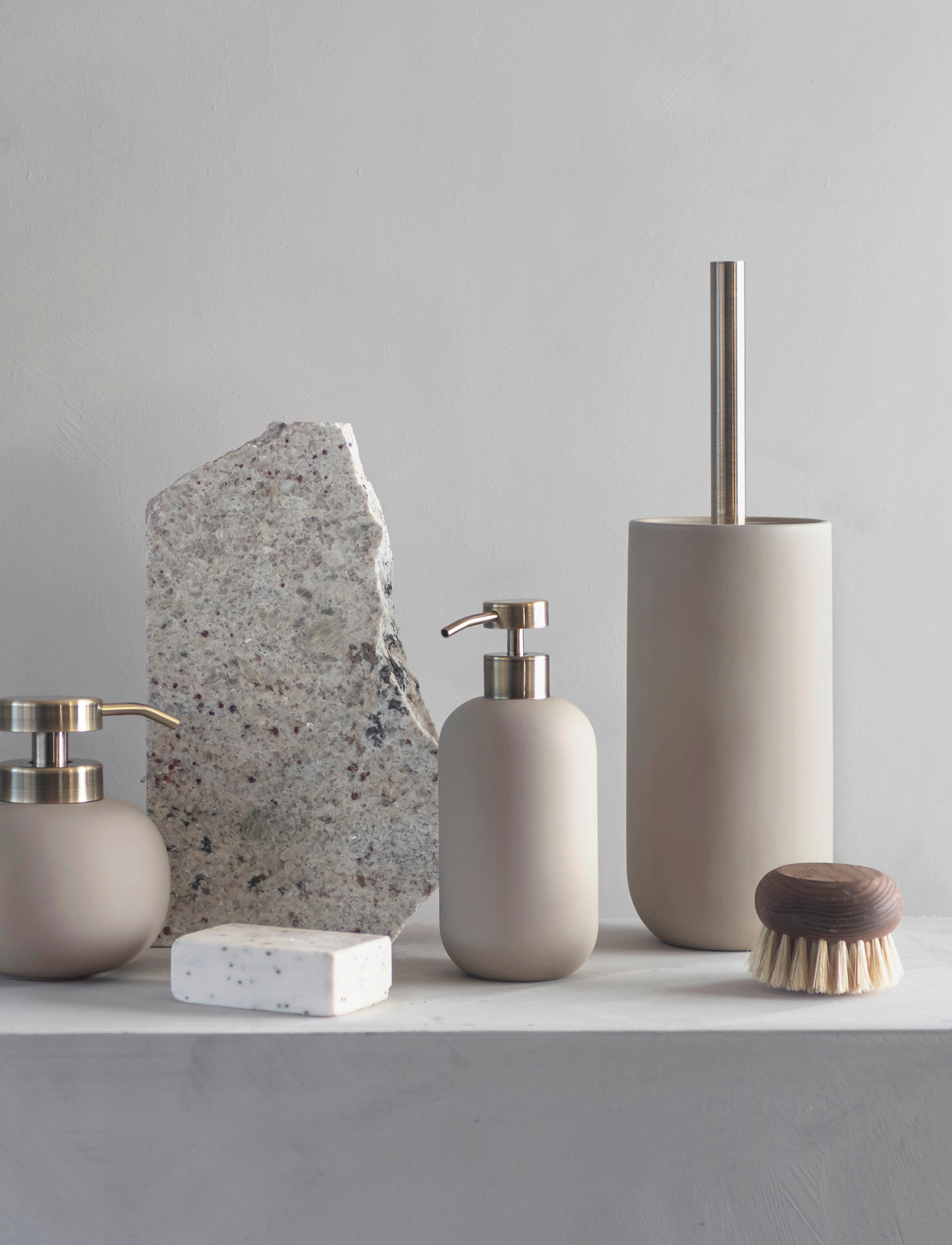 Mette Ditmer Lotus Toilet Brush, Ø10X21 cm, Bathroom Interior, Beige - Brushes, Homeware