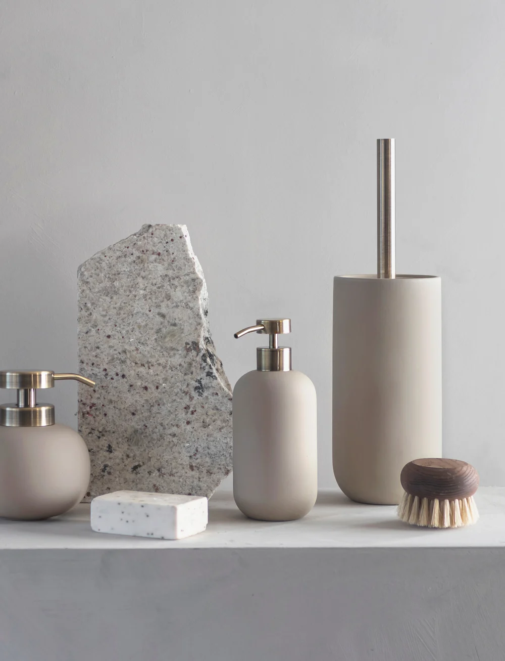 Mette Ditmer - LOTUS Toilet brush - osta hinna alusel - sand - 1