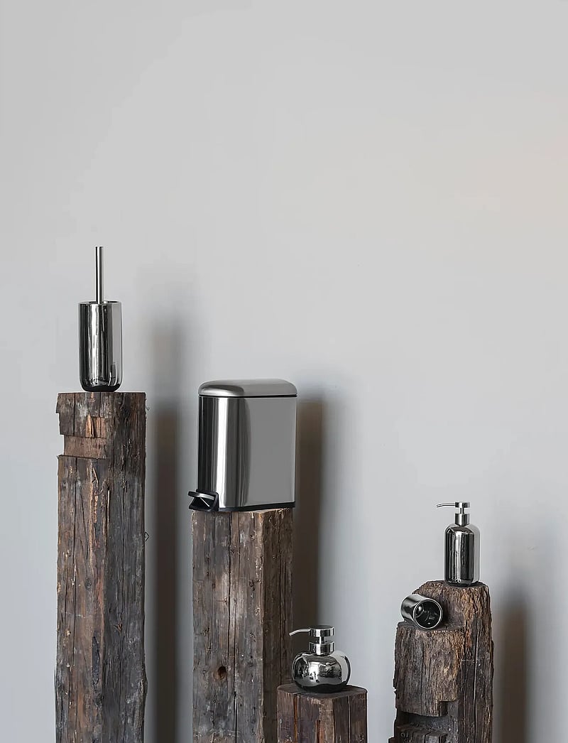 Mette Ditmer - LOTUS toilet brush holder - toilettenbürsten - chrome - 2