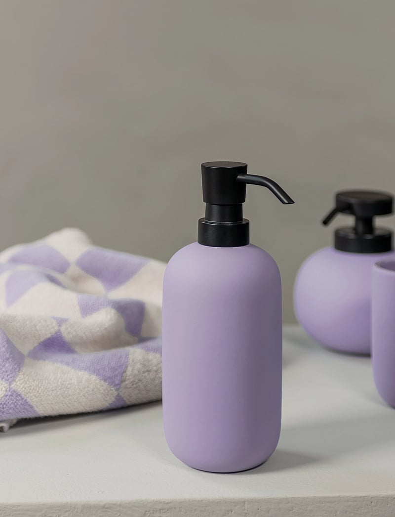 Mette Ditmer - LOTUS dispenser tall - seebidosaatorid ja -alused - light lilac - 0