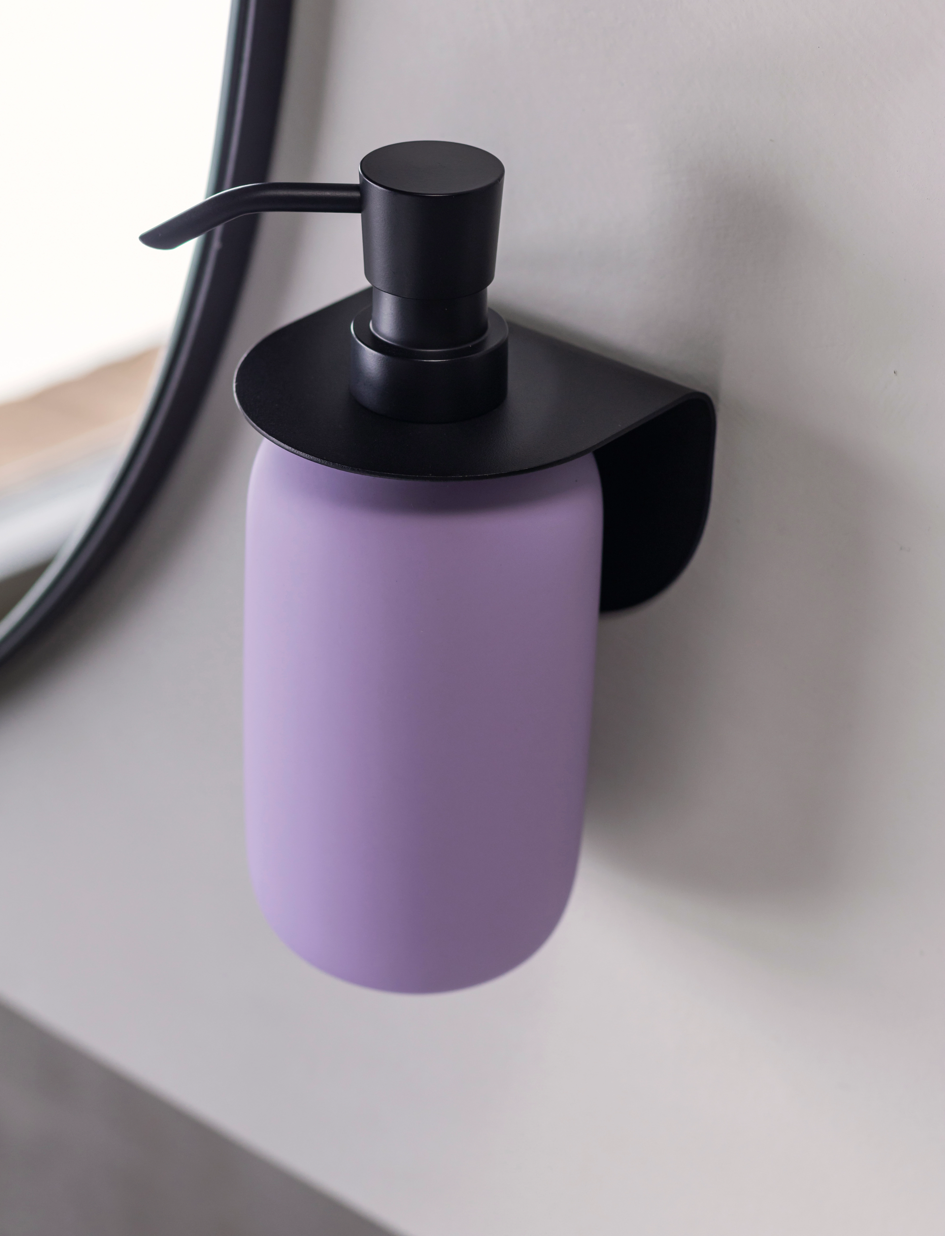 Mette Ditmer - LOTUS dispenser tall - tvålpumpar, tvålkoppar & tvålfat - light lilac - 2