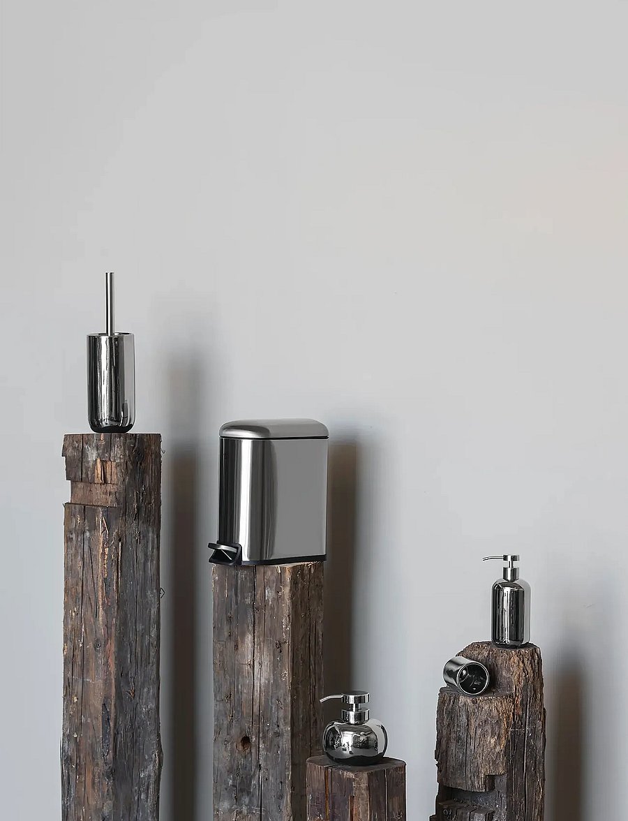 Mette Ditmer - LOTUS toothbrush holder - hambaharjahoidjad - chrome - 3