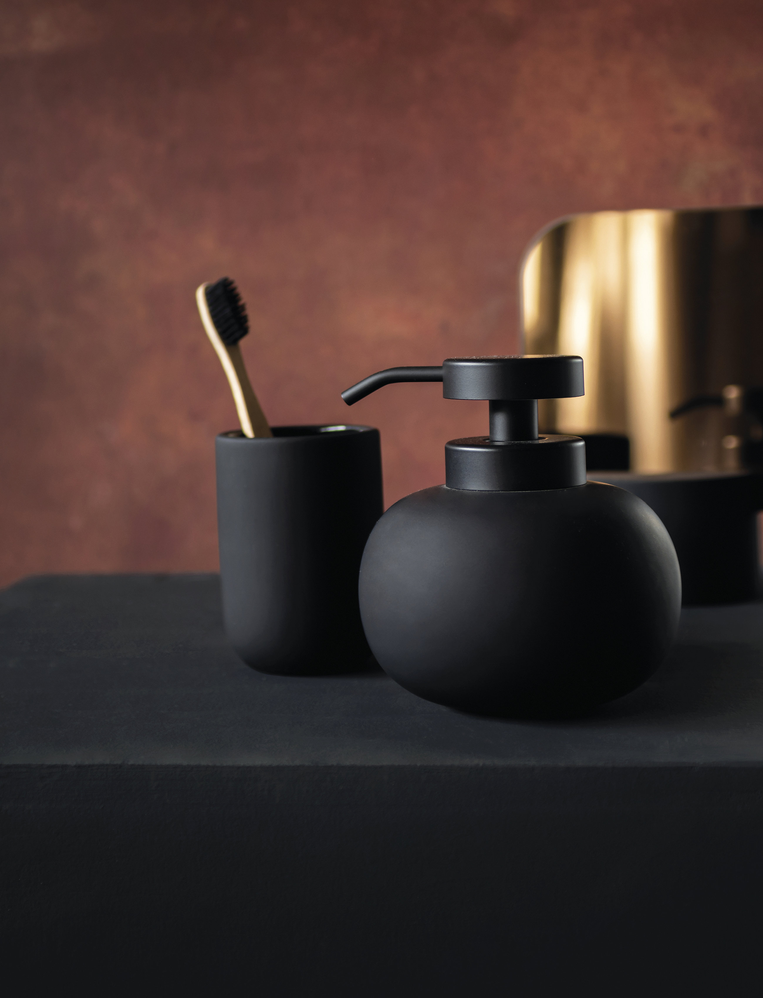 Mette Ditmer - LOTUS Tumbler - uchwyt na szczoteczkę do zębów - black - 3
