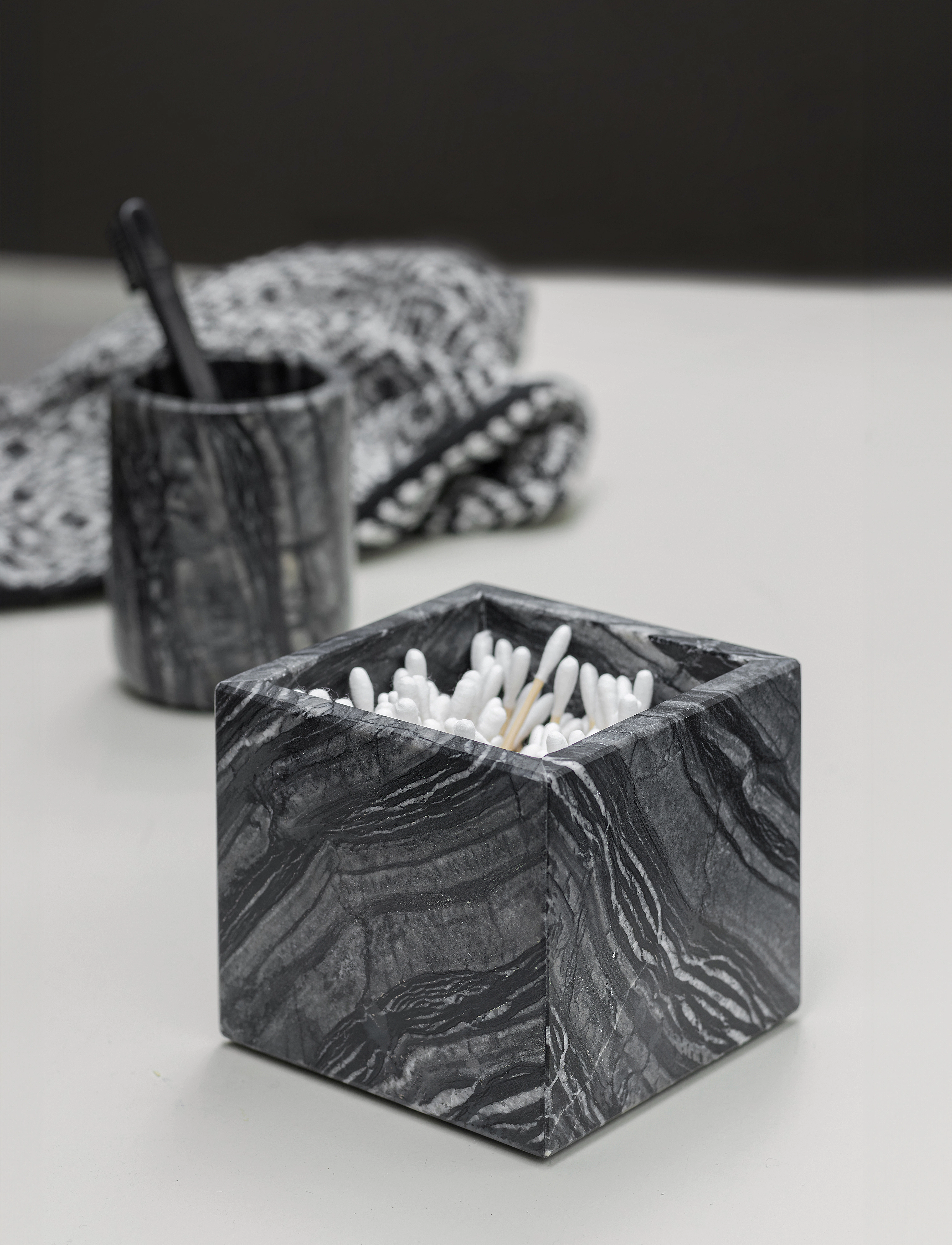 Mette Ditmer - MARBLE cube - skrautlegir geymslukassar - black / grey - 3