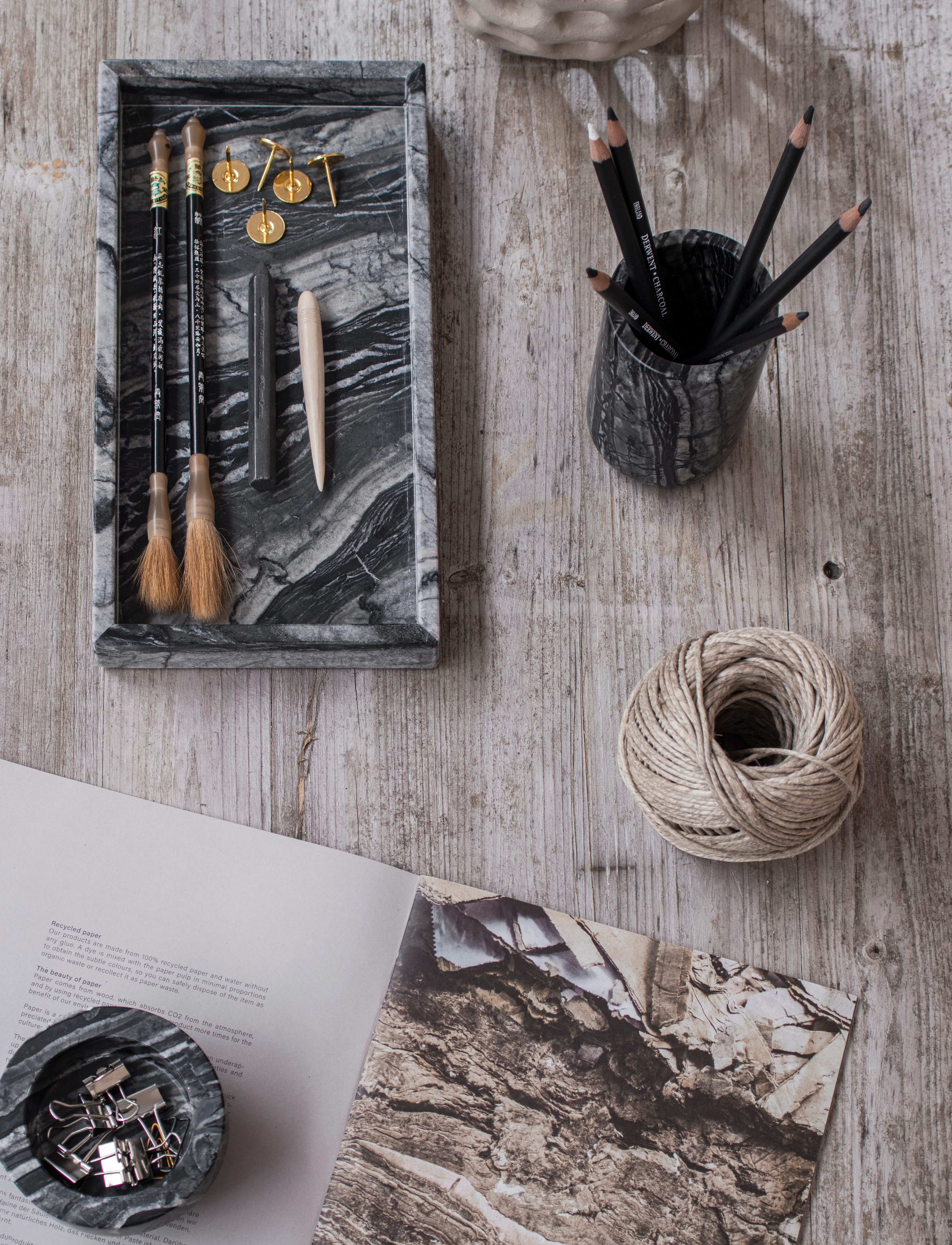 Mette Ditmer MARBLE deco tray - Vatertag - BLACK / GREY / black