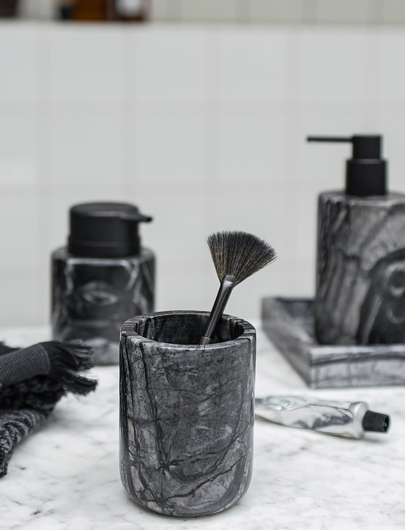 Mette Ditmer - MARBLE toothbrush holder - nach preis einkaufen - black / grey - 1