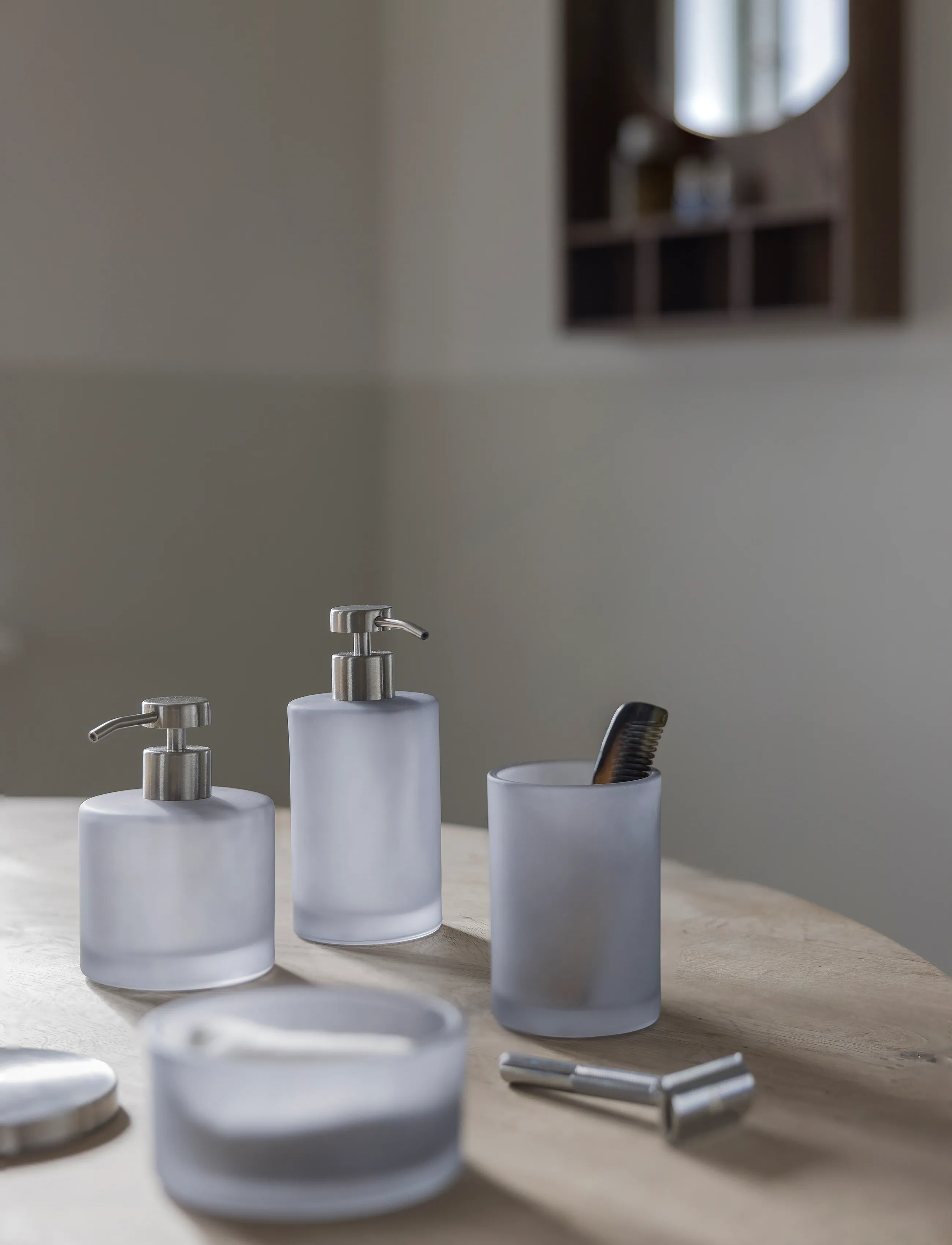Mette Ditmer Modest Dispenser, Tall, One Size, Bathroom Interior, Grau - Soap Pumps & Cups, Homeware