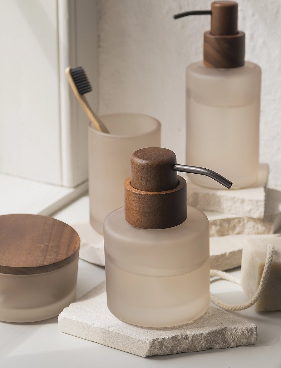 Mette Ditmer - MODEST dispenser, low - seifenspender & seifenschalen - kit - 0