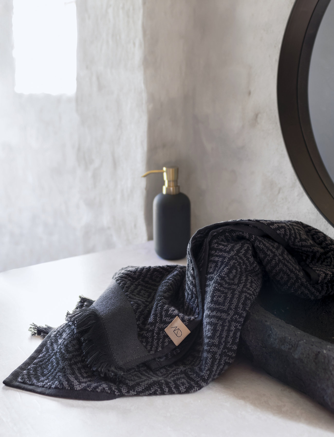 Mette Ditmer - MOROCCO Bath towel - badetücher - black/grey - 1