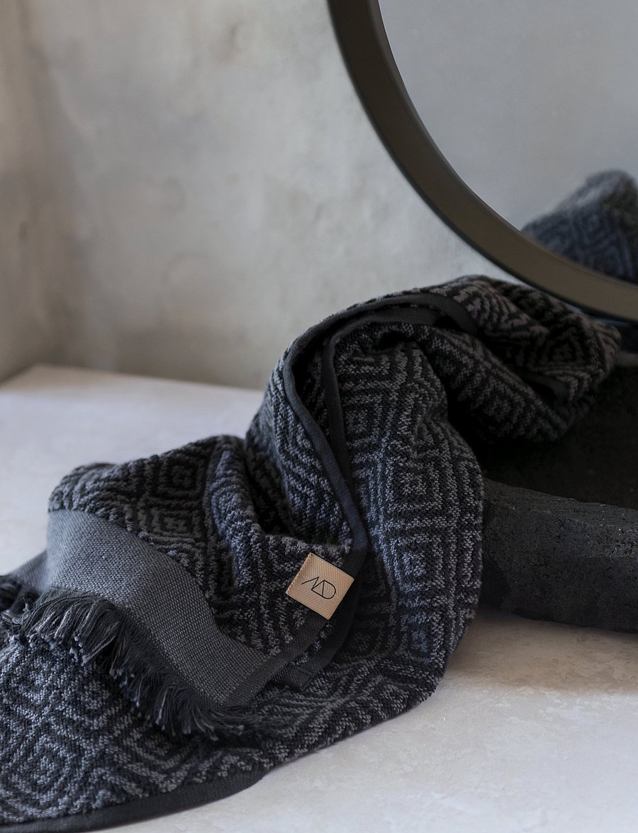 Mette Ditmer - MOROCCO Towel - handtücher & badetücher - black/grey - 2
