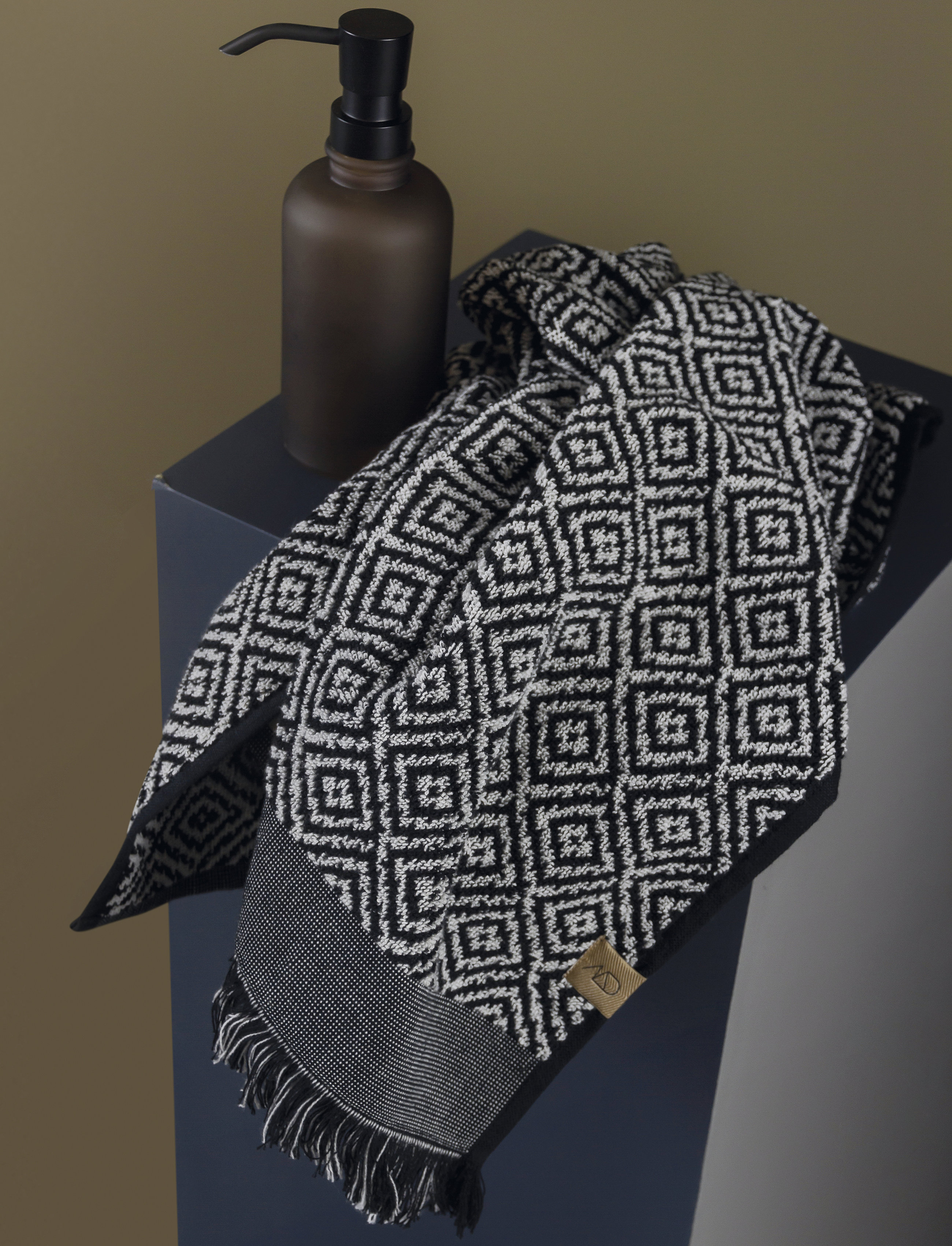 Mette Ditmer - MOROCCO Towel - käterätikud - black/white - 2