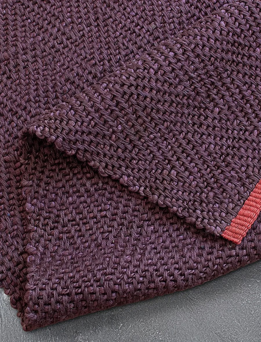 Mette Ditmer - NOTES runner, large - vaibad koridori - wine - 3