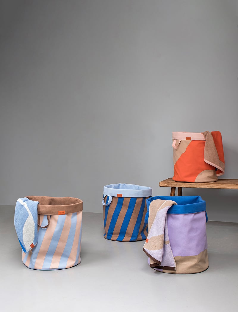Mette Ditmer - NOVA ARTE laundry bag - wäschekörbe - cobalt / blush - 5
