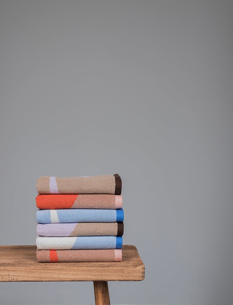 Mette Ditmer - NOVA ARTE guest towel, 2-pack - gästehandtücher - latte / orange - 2