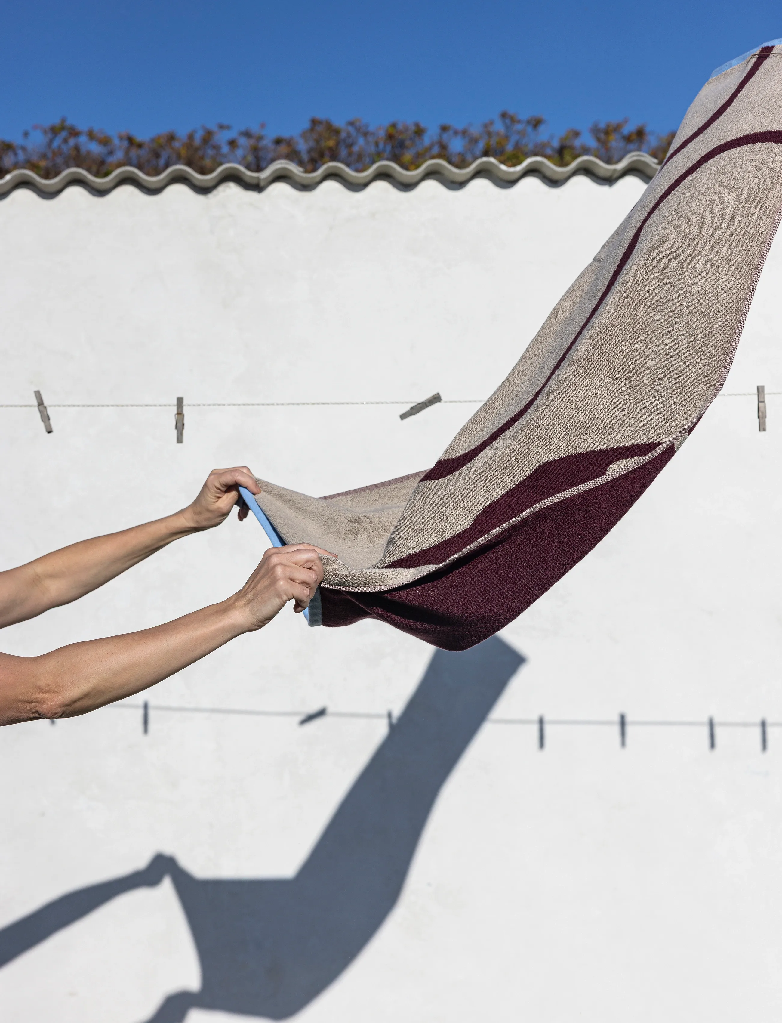Mette Ditmer - NOVA ARTE bath towel - badetücher - wine / sand - 3