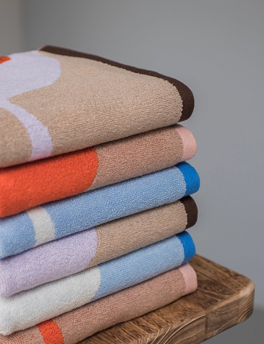 Mette Ditmer - NOVA ARTE bath towel - saunalinad - light blue / off-white - 2