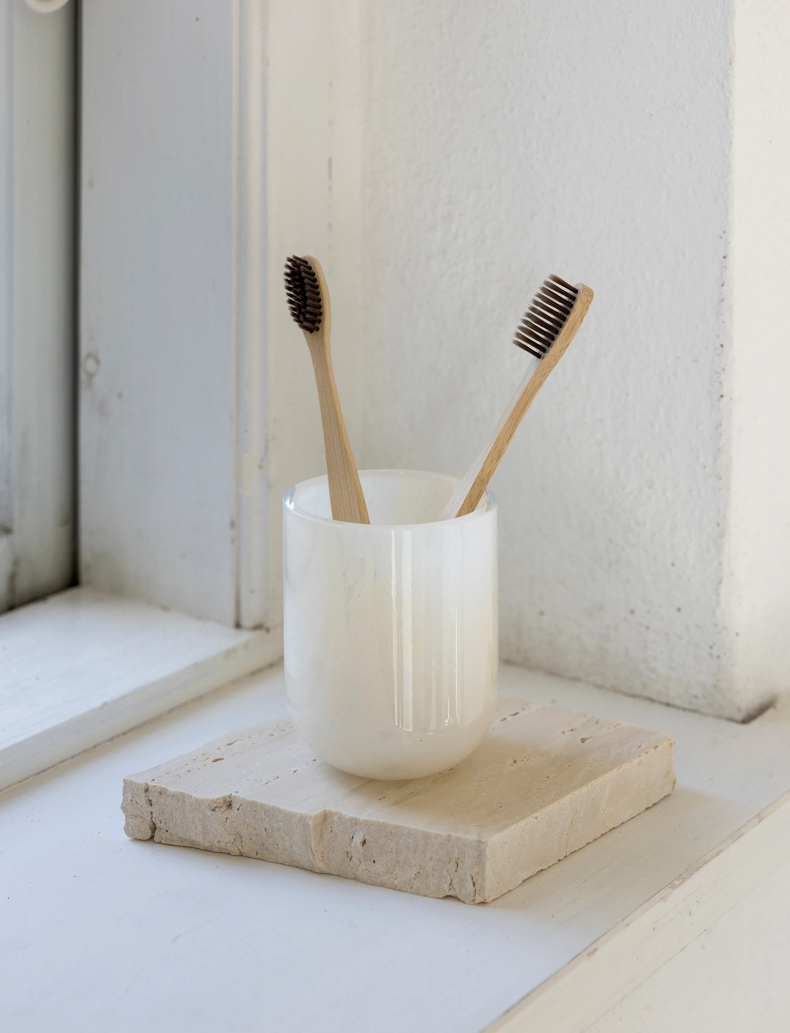 Mette Ditmer - OPAL toothbrush holder - toothbrush holders - linen - 2