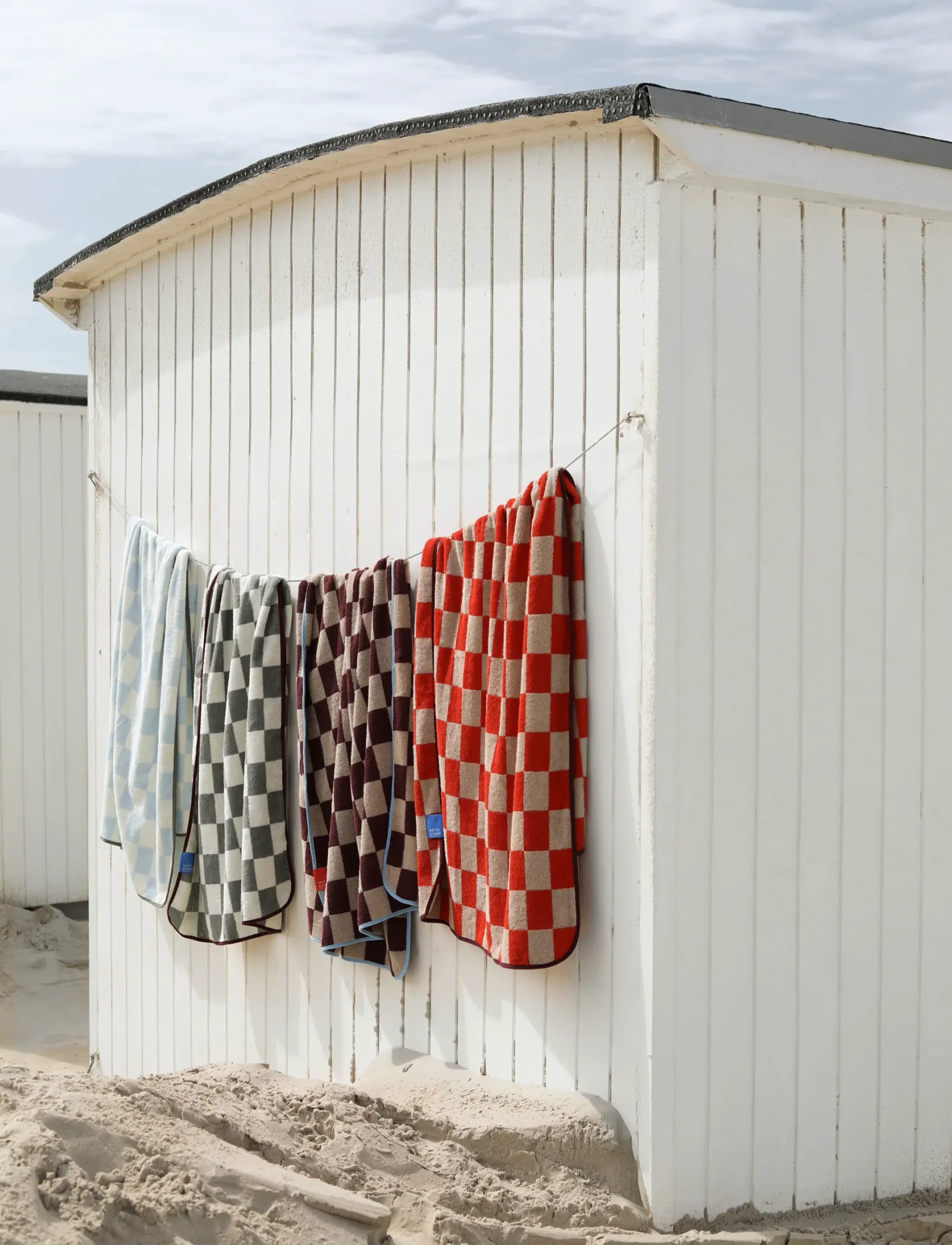 Mette Ditmer - RETRO beach towel - dark orange - 5