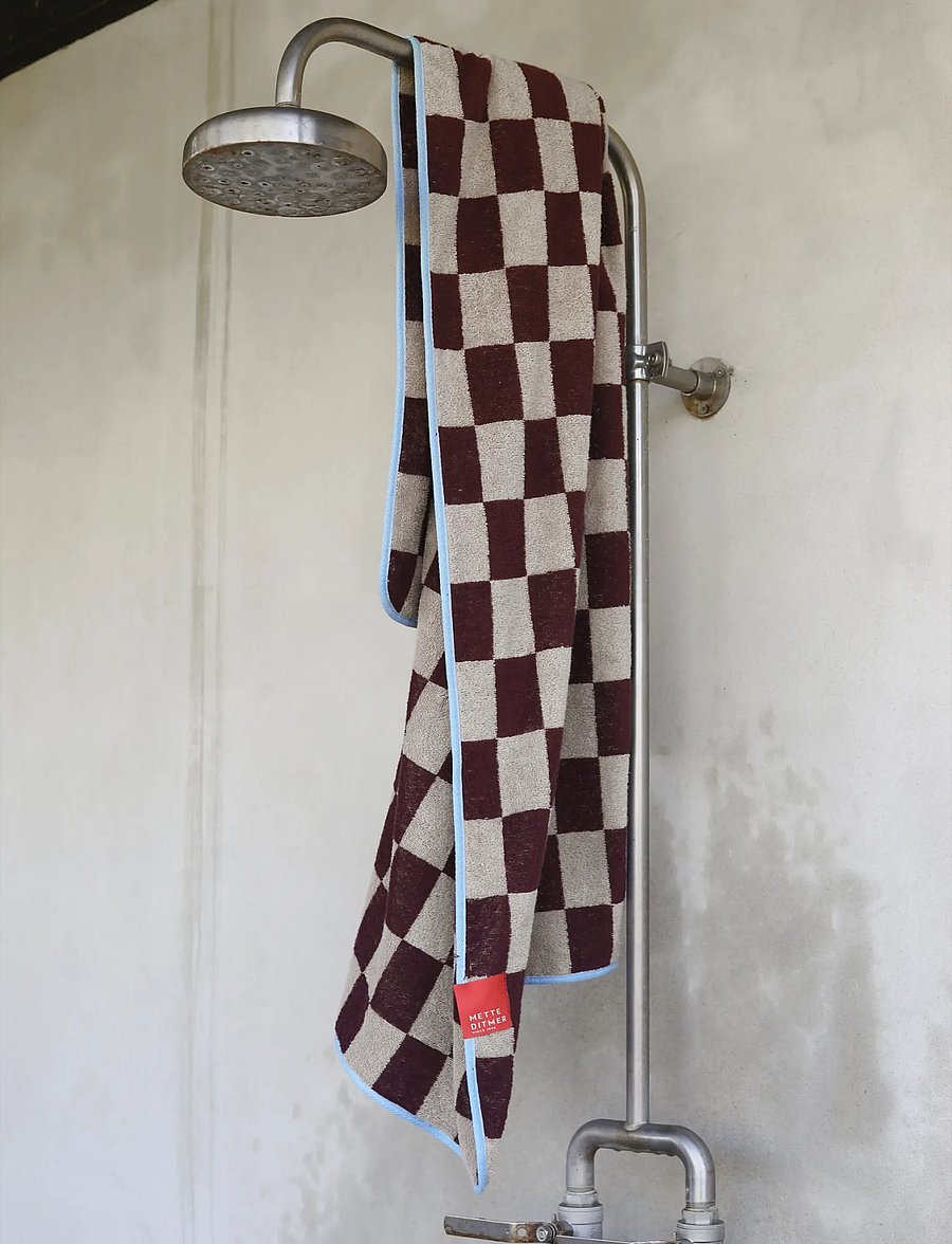 Mette Ditmer - RETRO beach towel - saunalinad - wine - 0