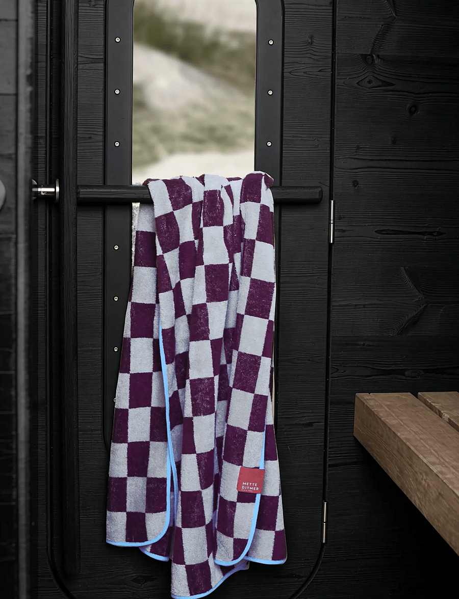 Mette Ditmer - RETRO beach towel - saunalinad - wine - 4