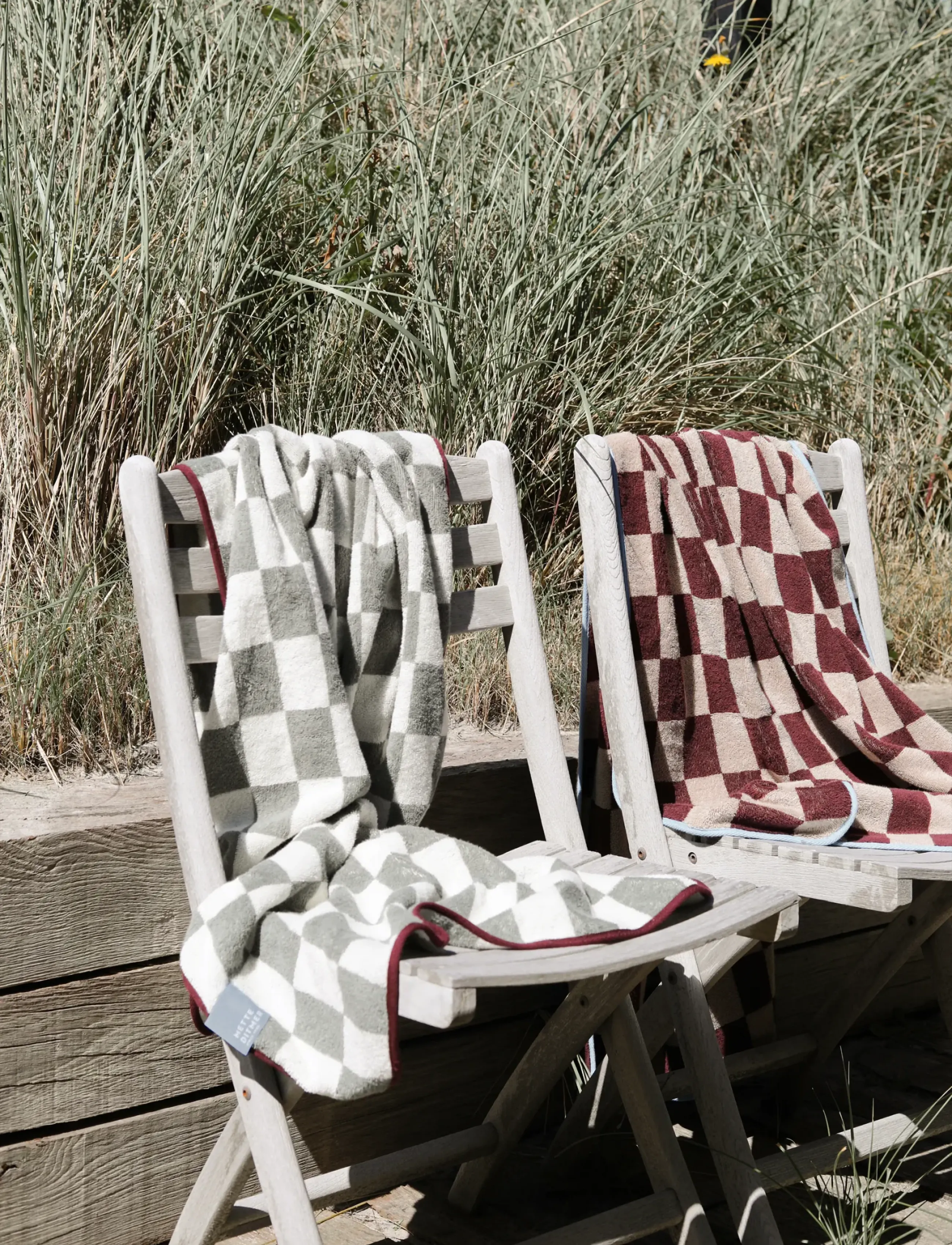 Mette Ditmer - RETRO beach towel - sage green - 4