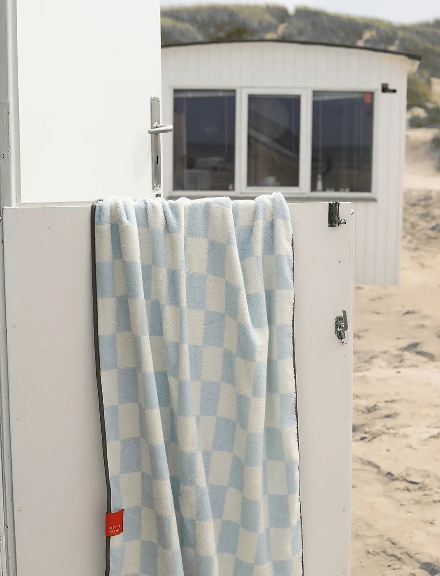 Mette Ditmer - RETRO beach towel - saunalinad - light blue - 3