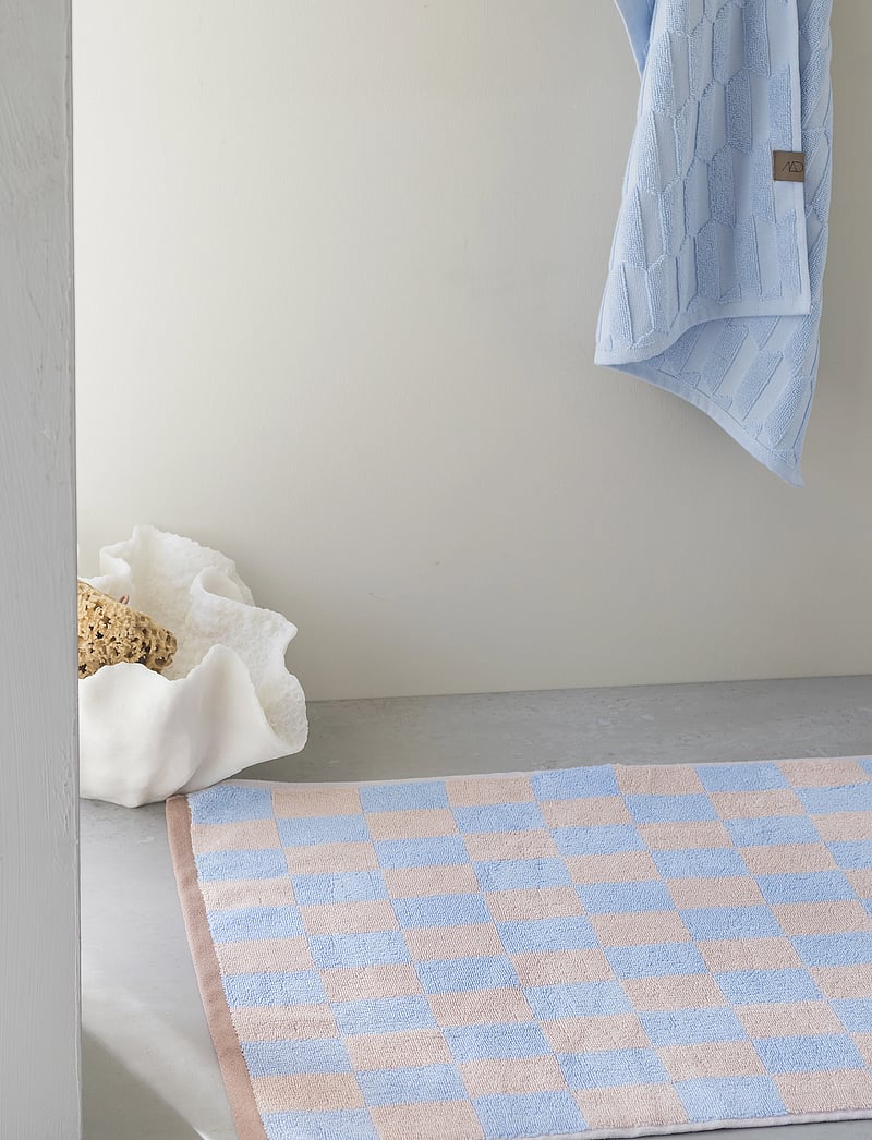 Mette Ditmer - RETRO bath mat - vannivaibad - light blue - 2