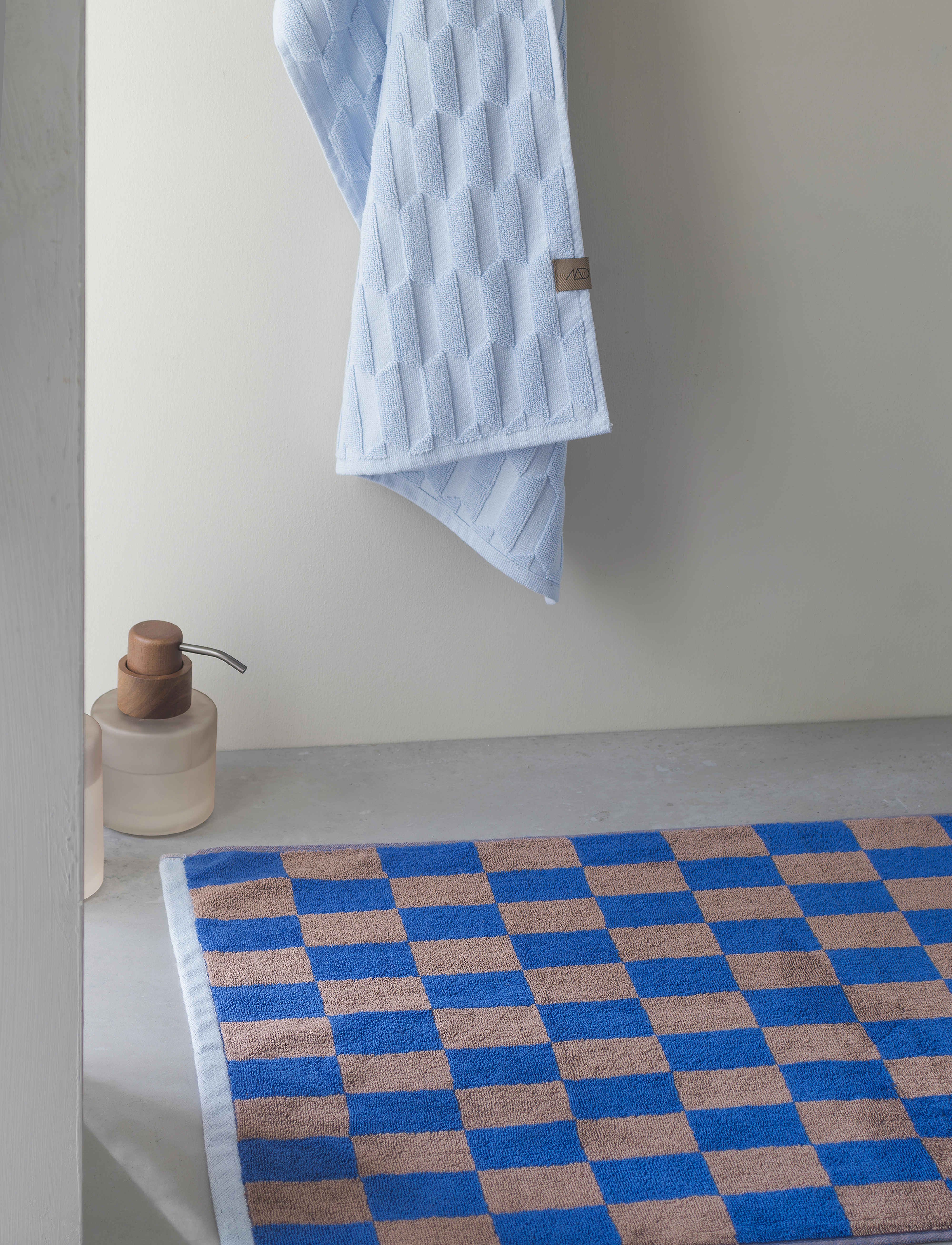Mette Ditmer - RETRO bath mat - teppiche - cobalt - 2