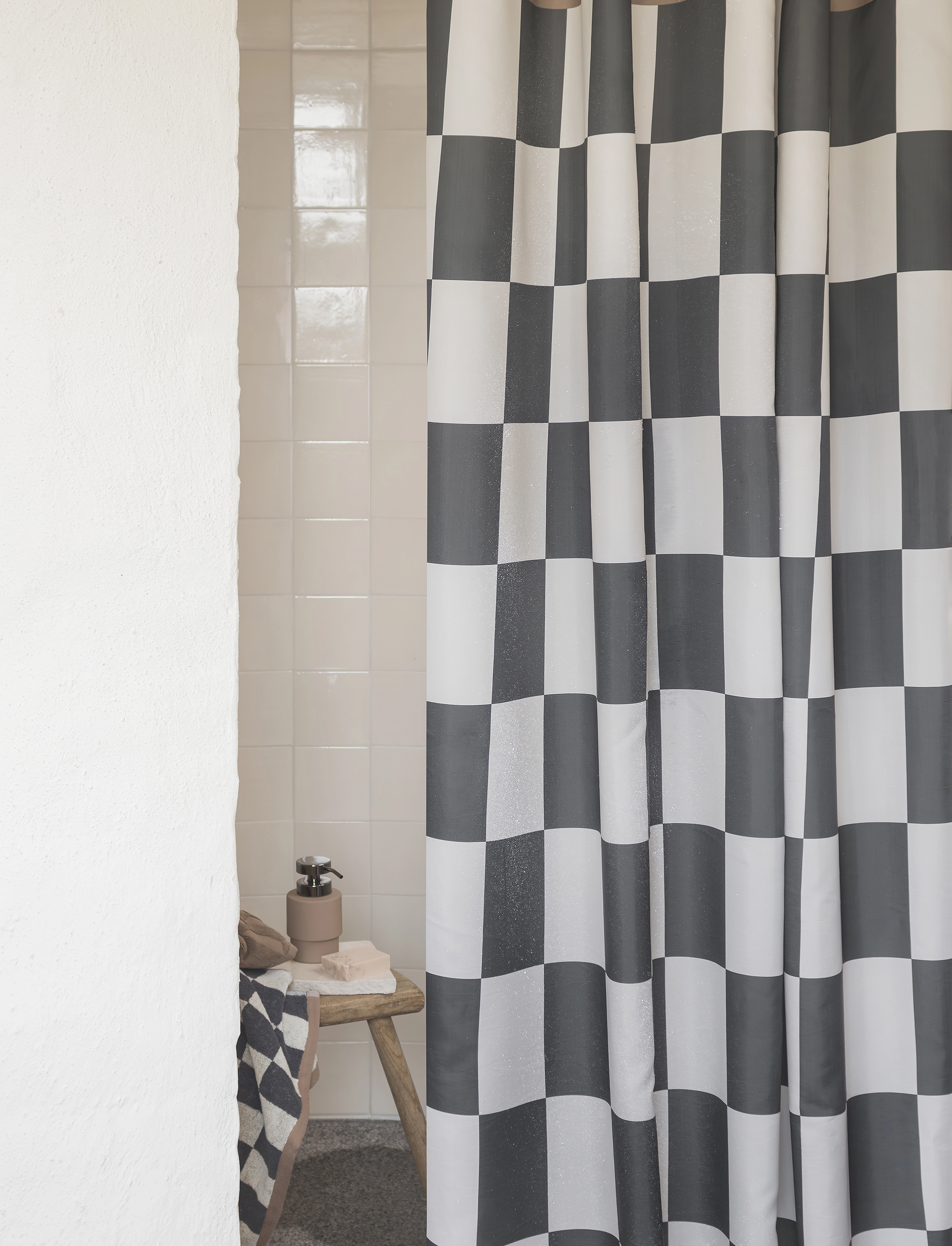 Mette Ditmer Retro Shower Curtain, W150X L200 cm, Bathroom Textiles, Mehrfarbig/gemustert - Curtains, Homeware