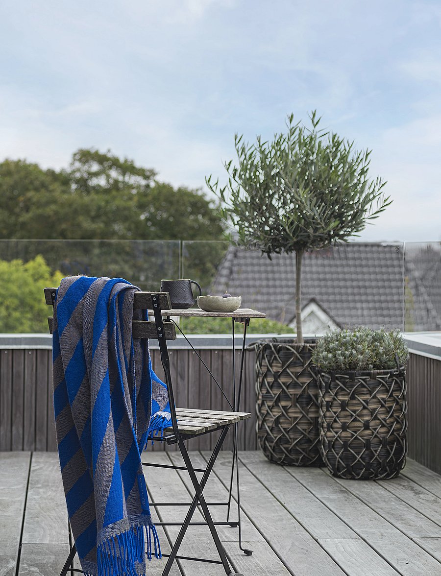 Mette Ditmer - RETRO throw - pleedid - cobalt - 0