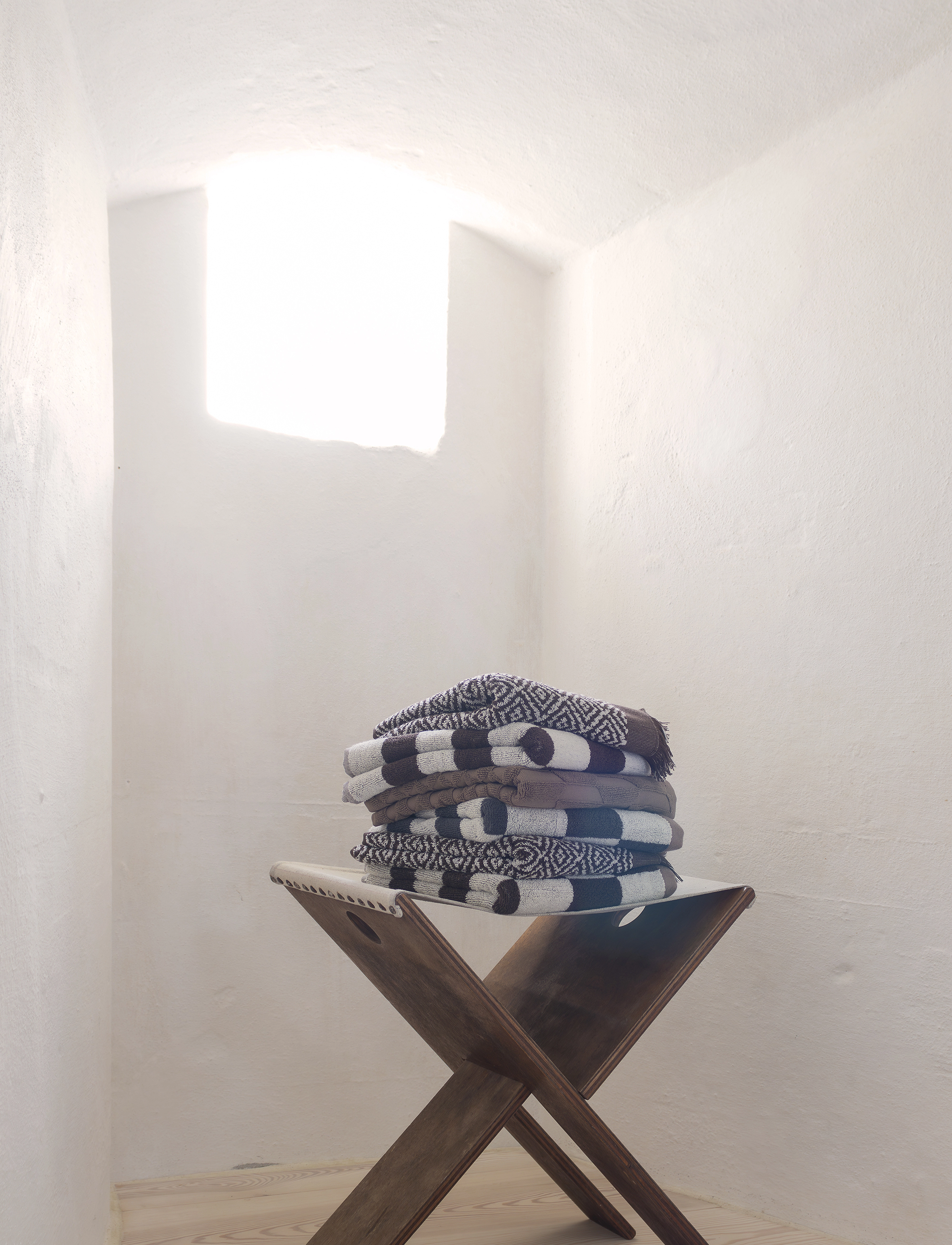 Mette Ditmer - RETRO towel - saunalinad - chocolate - 2