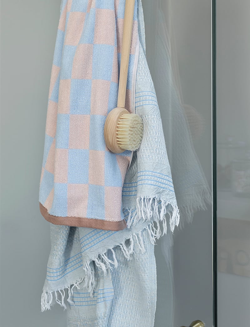 Mette Ditmer - RETRO hand towel - handtücher - light blue - 3