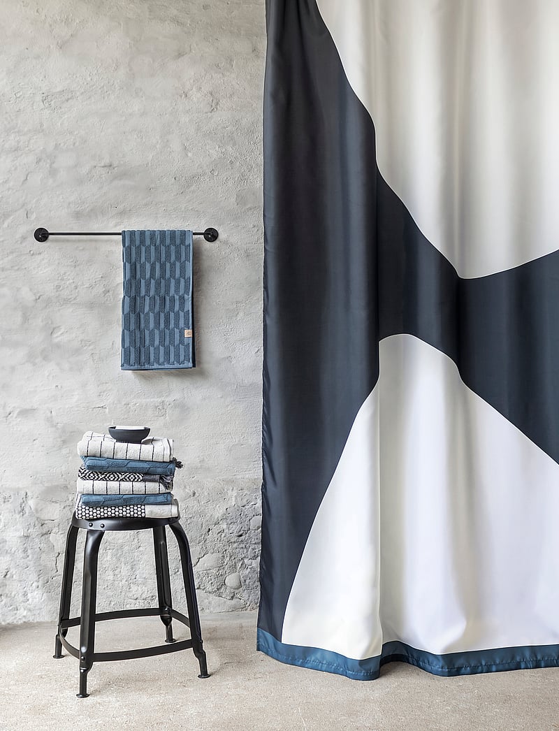 Mette Ditmer - ROCK shower curtain - duschvorhänge - black - 0