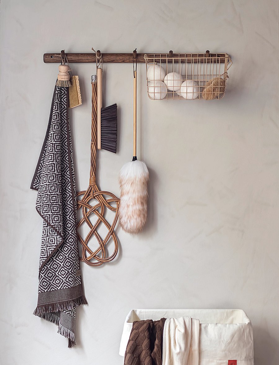 Mette Ditmer - ROOTS coat rack - kleiderhaken und ständer - dark oiled - 0