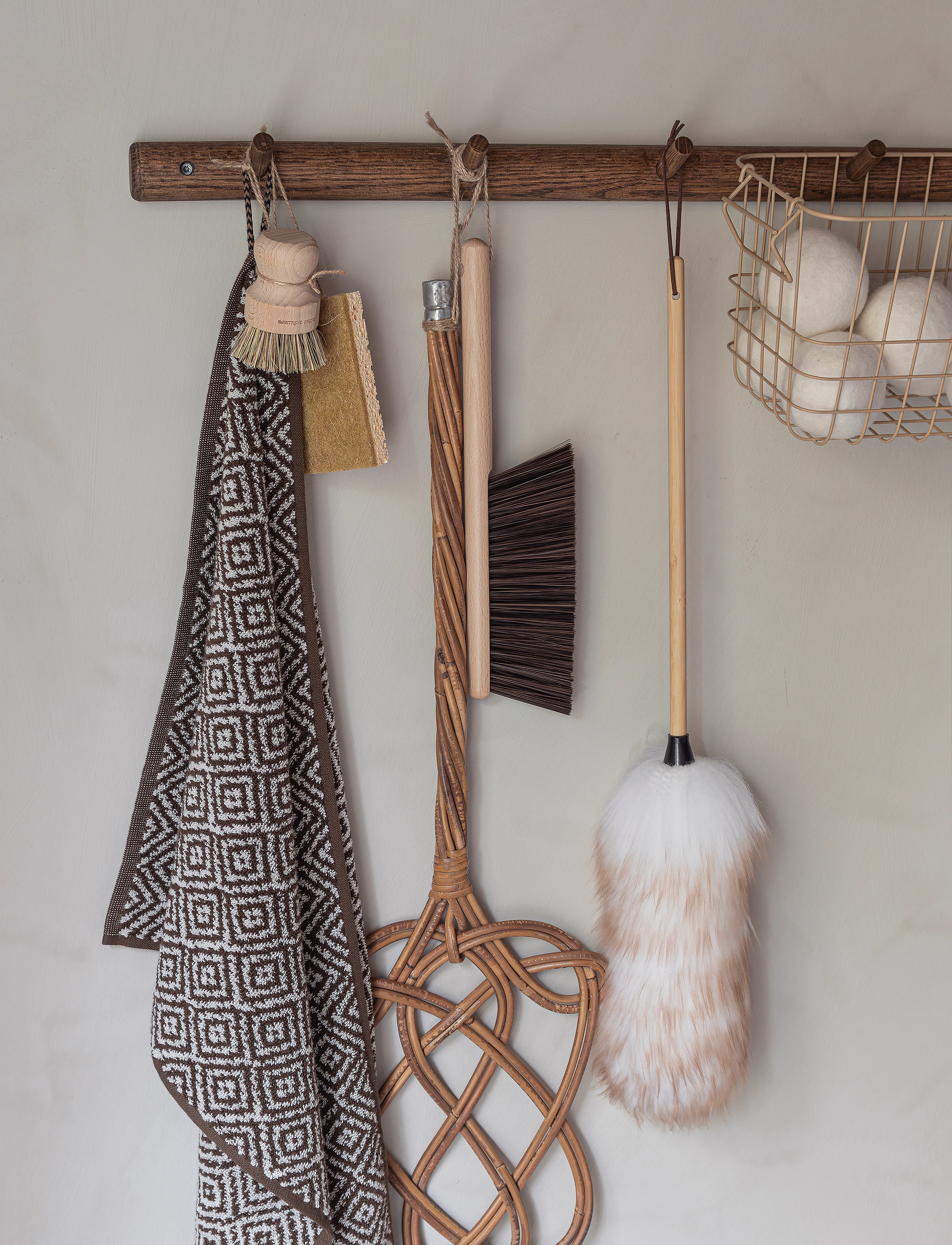 Mette Ditmer - ROOTS coat rack - coat hooks & racks - dark oiled - 2
