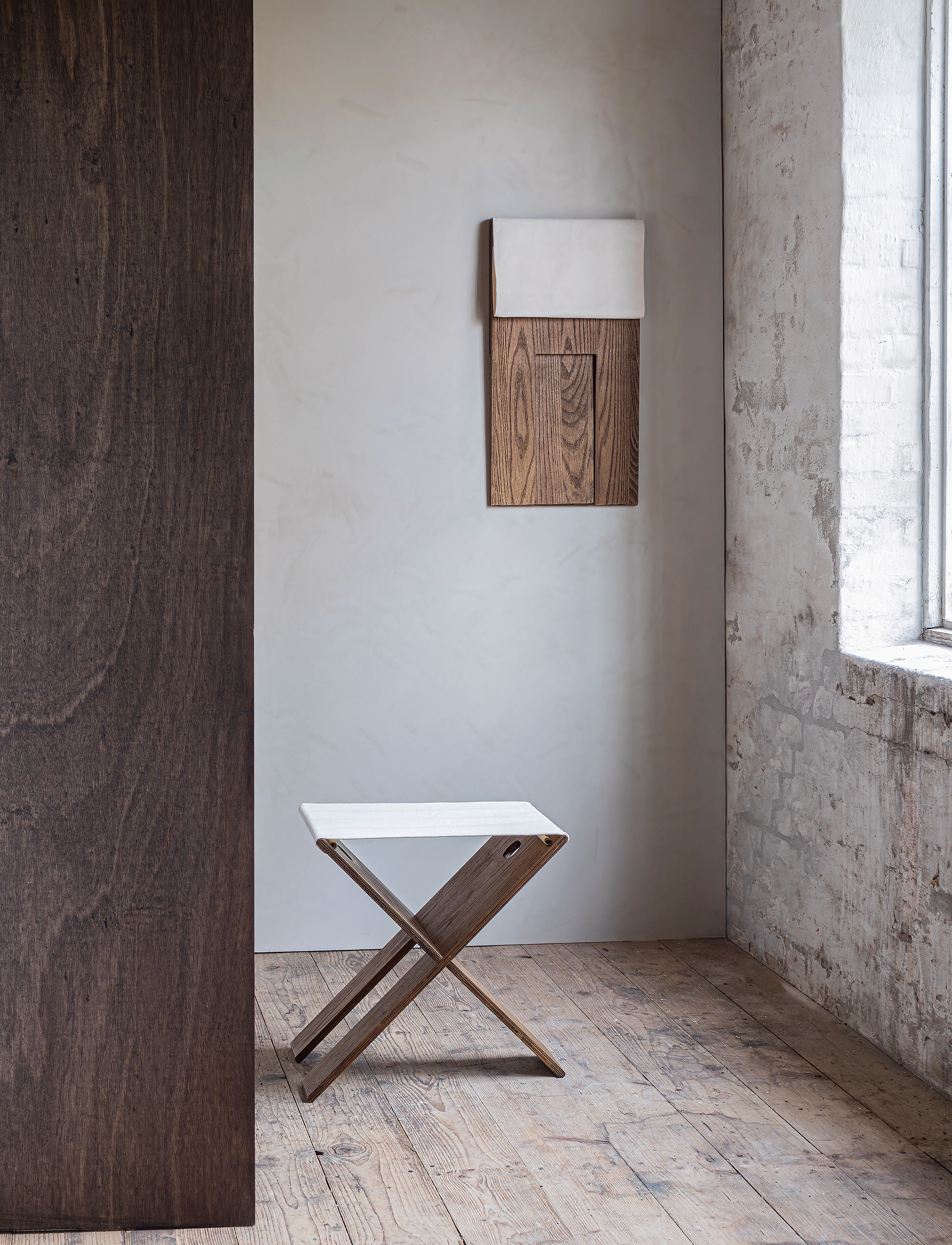 Mette Ditmer Roots Folding Stool, One Size, Chairs & Stools, Braun - Stools Benches, Homeware