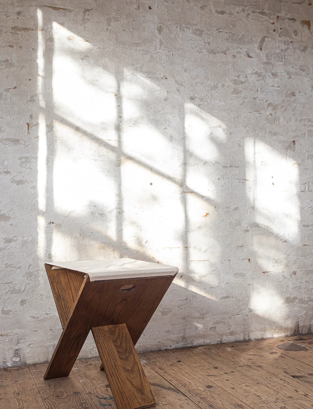 Mette Ditmer - ROOTS folding stool - sorteren op prijs - dark oiled - 5